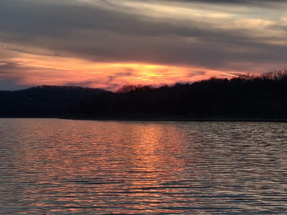 FaithSpun | Table Rock Lake | Sunset